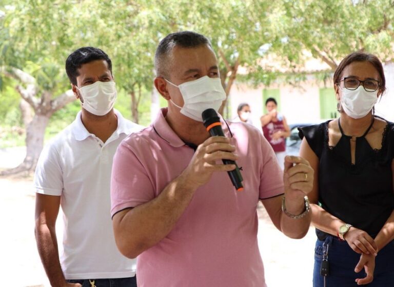 Prefeitura assina convênio e realiza inauguração no povoado Coração de Jesus e comunidade Laranjeira.
